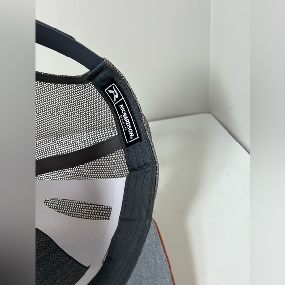 Brand New STIHL Gray and Brown Richardson Trucker Hat - Picture 7 of 7